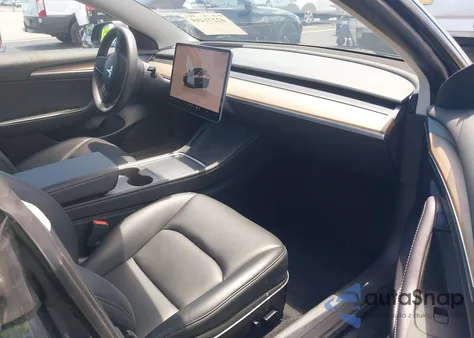 2023 Tesla Model 3 Rear-Wheel Drive z USA, uszkodzony, nr VIN 5YJ3E1EA4PF461624